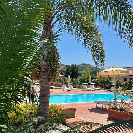 Cuore Del Cilento Relais&Retreat Castellabate Extérieur photo